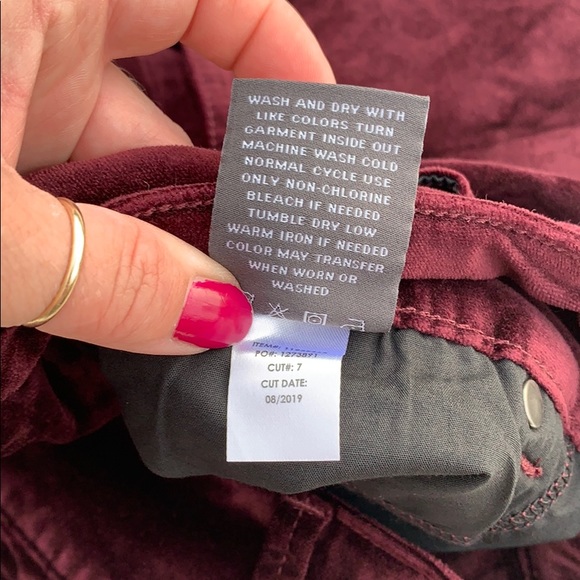 NWT Torrid Burgundy Velvet Jeggings Size 22S - Picture 6 of 8